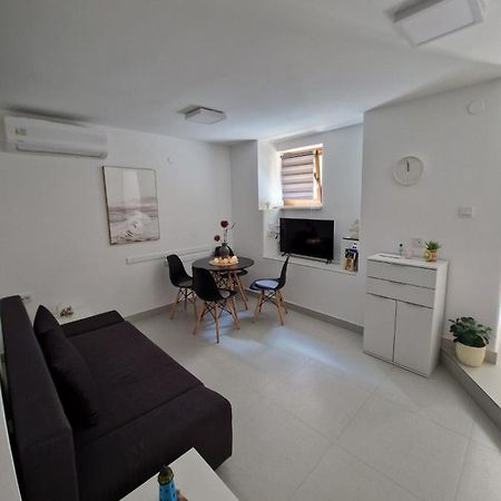 Zad Senj Apartman Extérieur photo