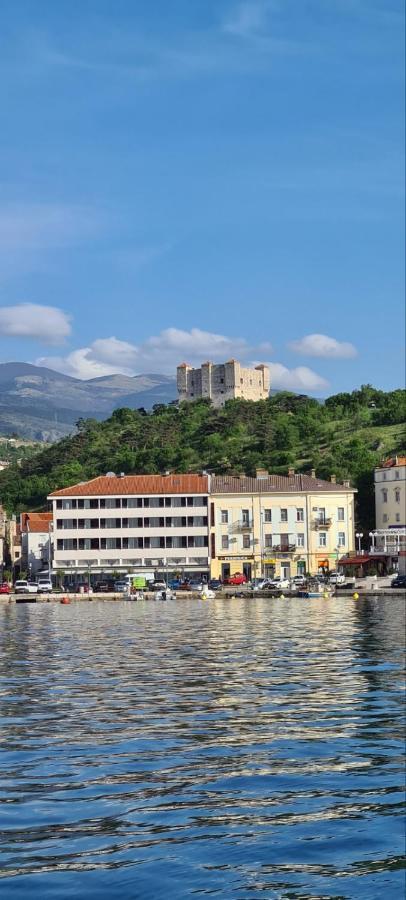Zad Senj Apartman Extérieur photo